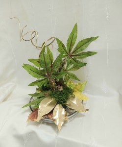 Bohem ev dekorasyonu.İkebana stili yapay çiçek asarımı.Dekoratif çiçek